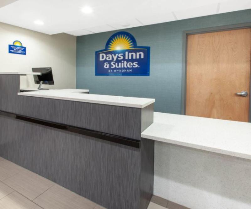 Days Inn & Suites By Wyndham Grand Rapids Near Downtown وايومنغ المظهر الخارجي الصورة
